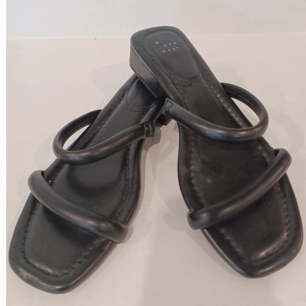 A New Day Flat Sandals Black Size 10